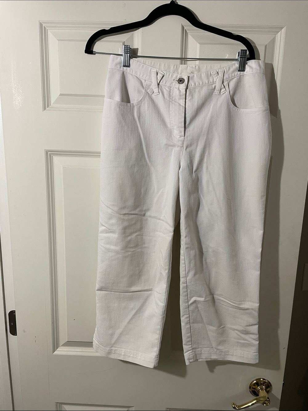 Christopher & Banks White Cropped Straight-Leg Jeans